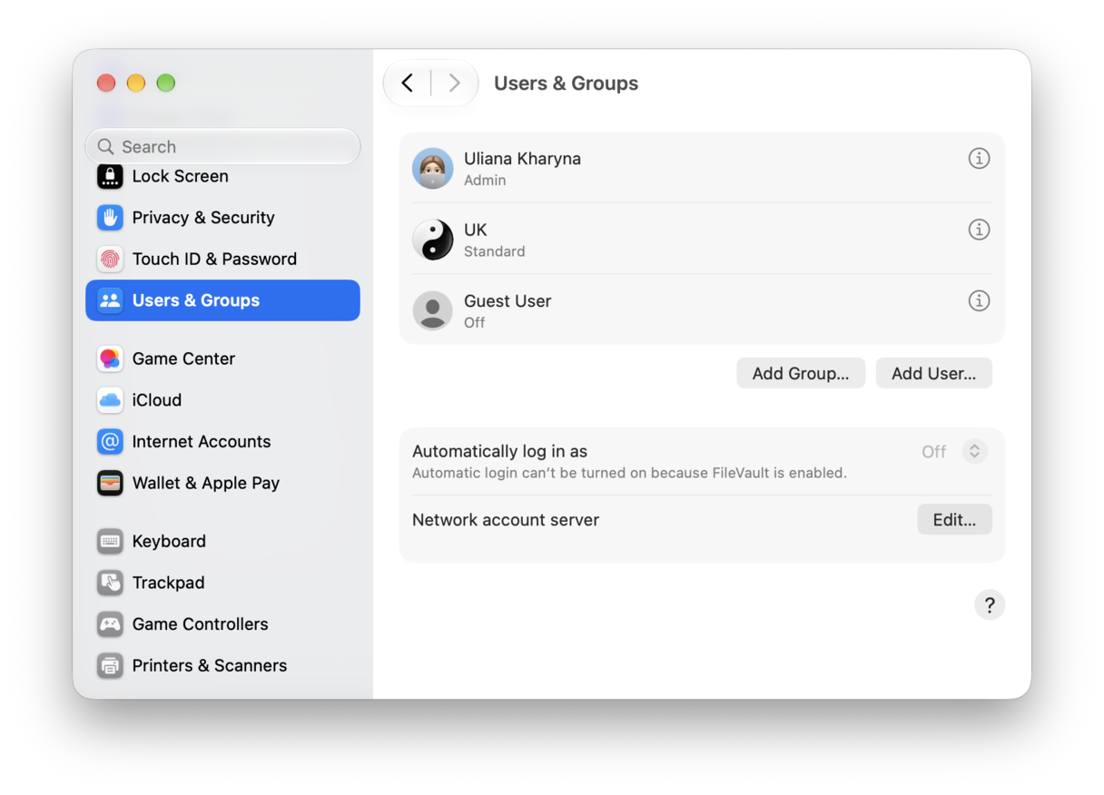 System Preferences - macOS Users & Groups settings showing admin and guest user accounts with login options