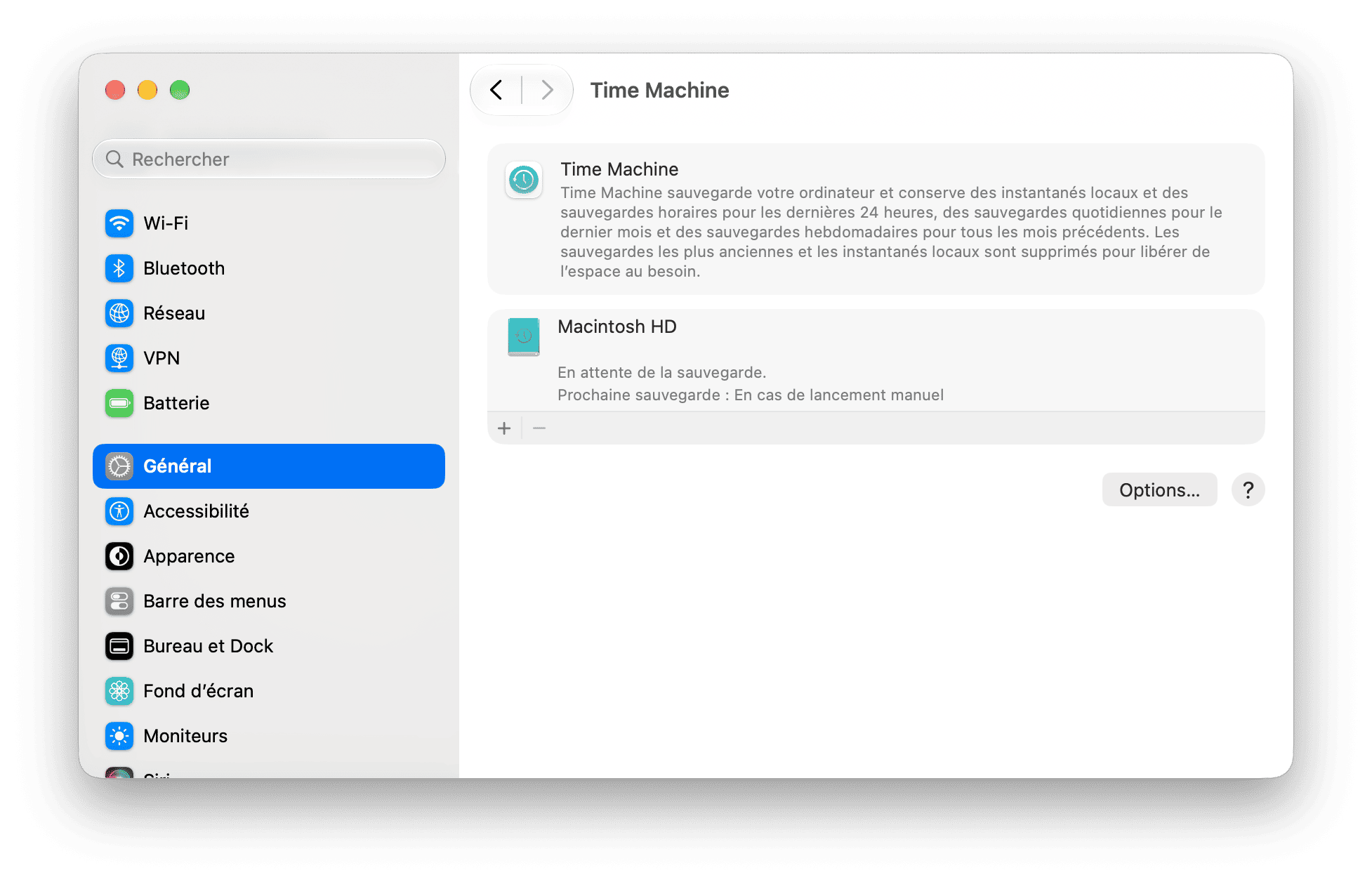 Reglages du systeme - Param&egrave;tres Time Machine macOS affichant l'&eacute;tat du disque de sauvegarde et la configuration des sauvegardes planifi&eacute;es