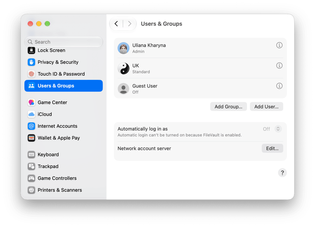 System Preferences - macOS Users & Groups settings showing admin and guest user accounts with login options